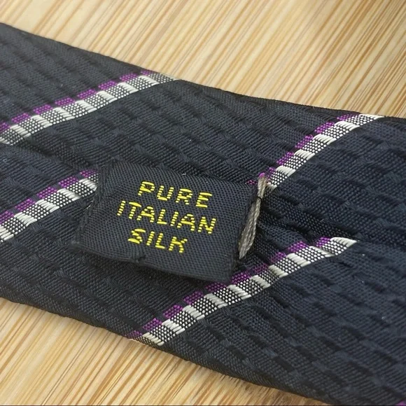 FENDIMen's Tie; Pure Italian Silk